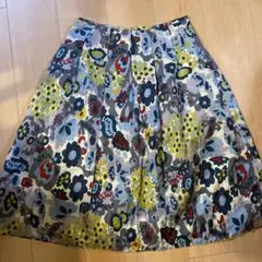 ホコモモラ スカート