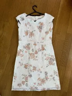 【セール】MISCH MASCH（ミッシュマッシュ）花柄レースワンピース　綺麗系