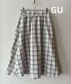 GU ジーユー　チェック柄 フレアスカート グレー／ホワイト