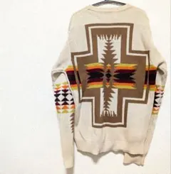 PENDLETON　Sサイズ　幾何学模様 ベージュ ニットセーター