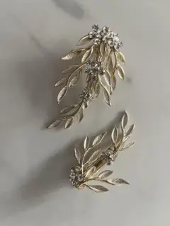 ゴールドの葉と花のヘッドドレス　結婚式　ブライダルアクセサリー