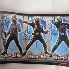 ガシャポンHG 誕生！仮面ライダーカブト編　裁鬼　フィギュアまとめて歓迎