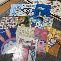 ドラえもん　クリアファイル　まとめ売り　ハローキティ　映画　12枚