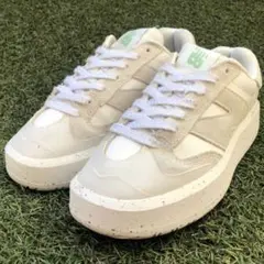 美品23㎝ newbalance CT302DA ニューバランス厚底　HC045