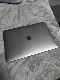 macbook pro 2020 13インチ