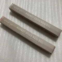 スリーコインズ and us マグネット スティックネイルジェル　01 04のサムネイル