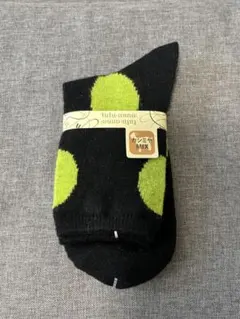 ⭐︎【新品＊未使用】ソックス ブラック/グリーン 22-25cm ドット⭐︎