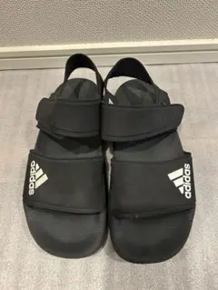 adidas ブラック サンダル 22cm
