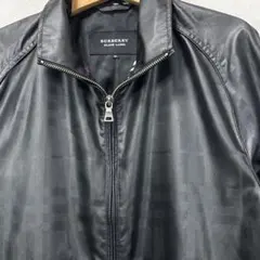 バーバリー ナイロン ブルゾン ノバチェック オール ブラック ジャケット