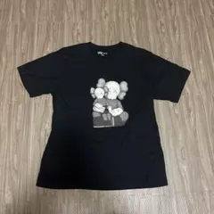 黒 Tシャツ ユニクロ