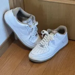 NIKE AIR FORCE 1 エアフォースワン　エアフォース1 白　27cmのサムネイル