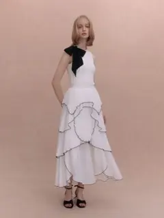 PLEATED RUFFLE SKIRT エイミーイストワールのサムネイル