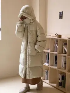 ライトグリーン ダウンコート ロング丈