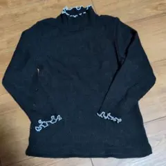 黒いフリル付きハイネック長袖カットソー 100サイズ
