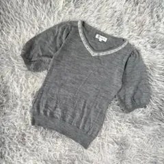 『MKMICHEL KLEIN』Vネック半袖ニットセーター　パフスリーブ　ビーズ