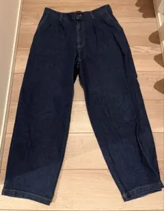 GU ジーユー　デニムスーパーワイドパンツ　ネイビー　濃青　Mサイズ　美品