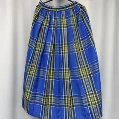 プリーツロングスカート