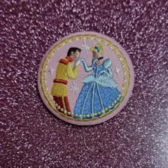 ディズニー刺繍缶バッジ2 シンデレラ