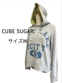 【CUBE SUGARキューブシュガー】ロゴパーカーグレーMのサムネイル