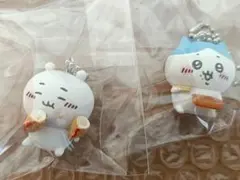ちいかわ　ハチワレ　たべものいっぱいマスコット　２つセットです。