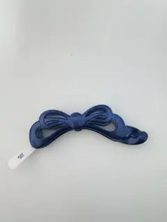 新品未使用 リボン型 ヘアクリップ ブルー シンプル