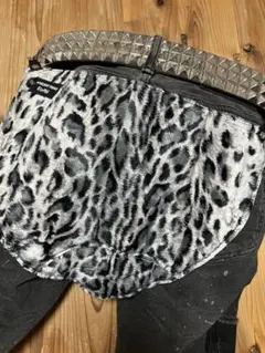 GlyPhS punkrock anarchyモノトーンレオパード バムフラップ