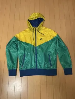 Nike フード付きナイロンジャケット