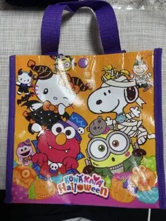 ユニバーサル　キャラクター　ハローキティ　トートバッグ