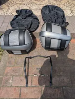GIVI パニアケース 3点セット ベース付き共通鍵×4 - メルカリ