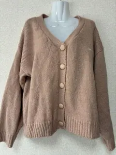 amrピンクニットカーディガン ボタン付き