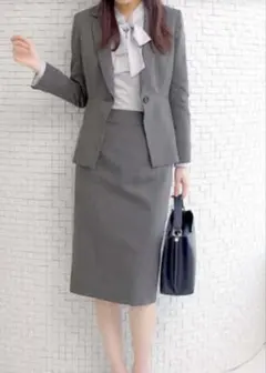 RUIRUE 洗える　消臭効果ストレッチ　キャリアセットアップスーツのサムネイル