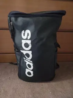 adidas アディダス バックパック ボックス型 リュック 30L ネイビー