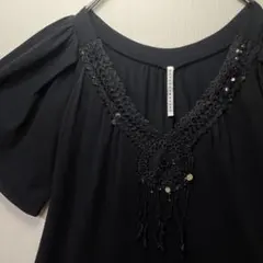 sunaokuwahara ビジュー半袖ブラウス 黒 Mのサムネイル