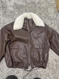 【未使用】フォーエバー 21 ブラウンレザージャケット フェイクファー付き