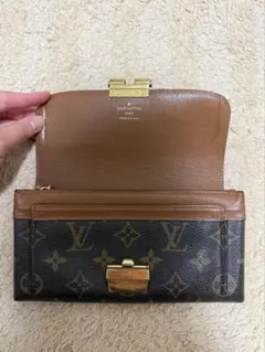 ルイヴィトン モノグラム セルヴィエット フェルモワール ビジネス