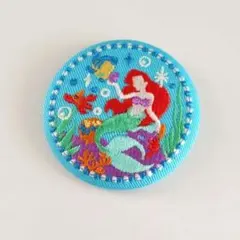 ディズニーキャラクターズ 刺繍缶バッジ リトル・マーメイド
