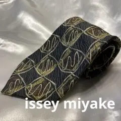 Item thumbnail for item 39ef312c-3e63-411d-bdb5-414b067890e9