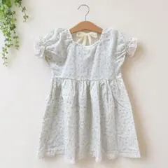 新品　韓国子ども服　Aosta花柄レースワンピース パフスリーブＭのサムネイル