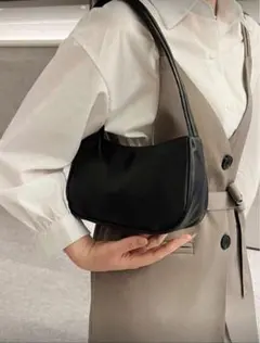 SHEIN　ブラック　ハンドバッグ