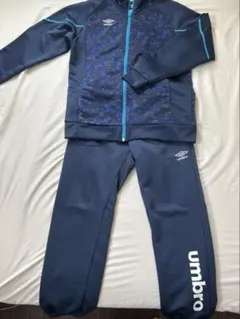 umbro ネイビージャージセット 150cm