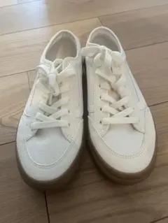 【新品】VANS スニーカー ホワイト ガムソール　23.5のサムネイル