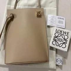 LOEWE ダイスポケット　スマホショルダーのサムネイル