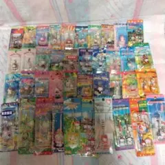 ご当地　ハローキティ ストラップ 、ファスナーマスコットセット 　40個