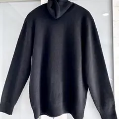 ユニクロ 黒タートル カシミヤ100 メンズM