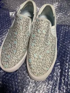 ★美品！使用期間一日のみ！adidas アディダス　スリッポン　珍しい！豹柄？★