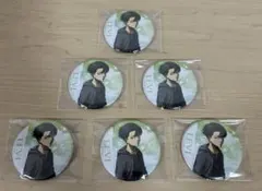 進撃の巨人 缶バッジ セット。