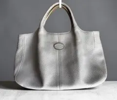 TOD'S トッズ シボ革 ハンドバッグ ホワイト レザー - メルカリ