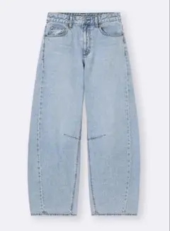 GU バレルレッグジーンズ