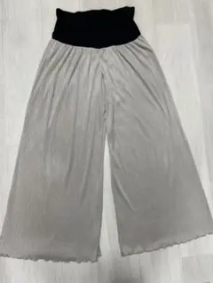 【美品】マタニティパンツ　プリーツ　M〜Lサイズ