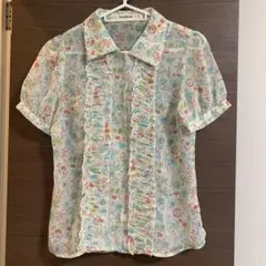 【新品】キューティーブロンド 花柄ブラウス 半袖　Mサイズのサムネイル